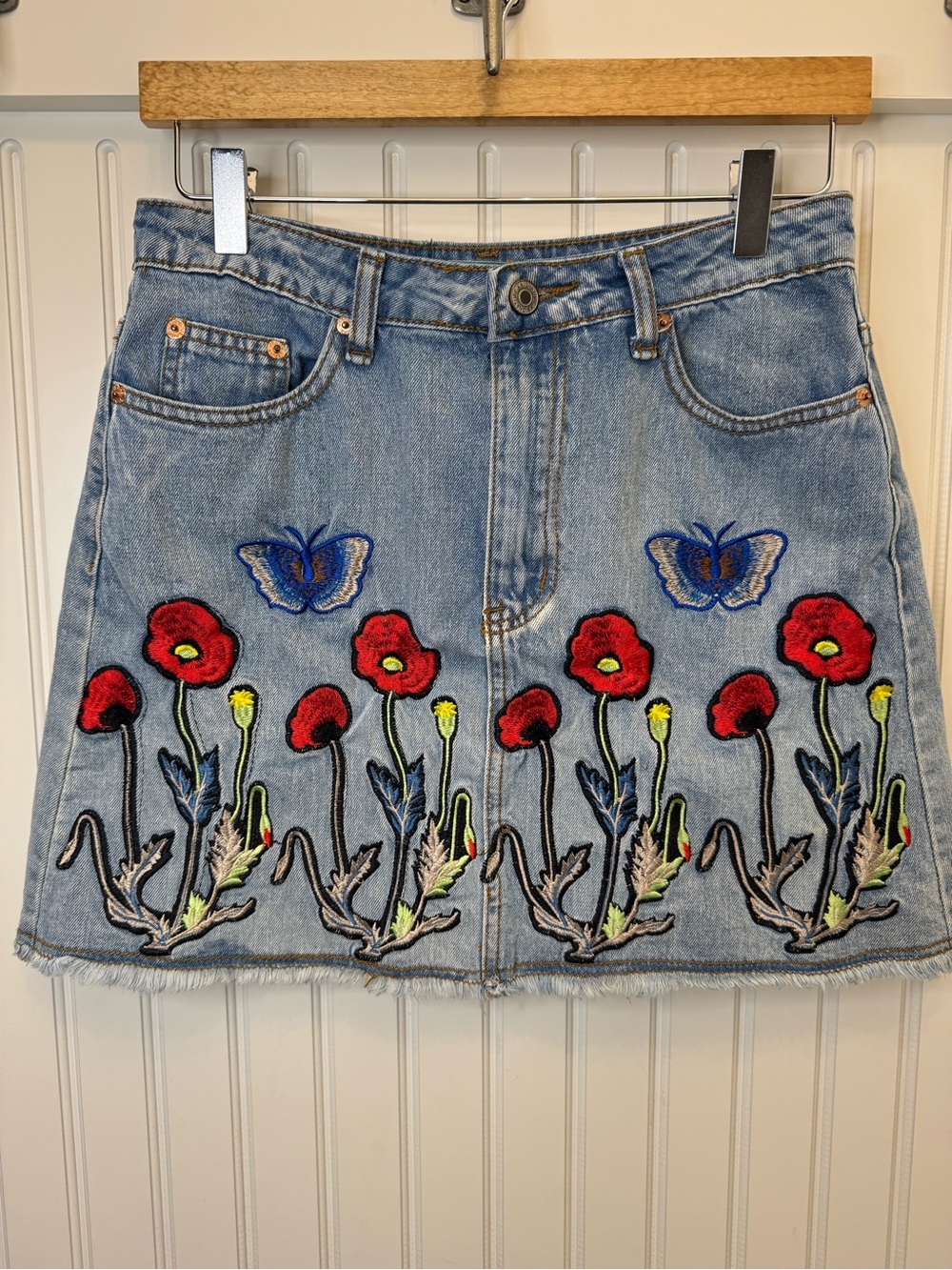 Signature Eight “Gucci” Inspired Denim Floral Embroidered Y2K Mini Skirt - Picture 2 of 7